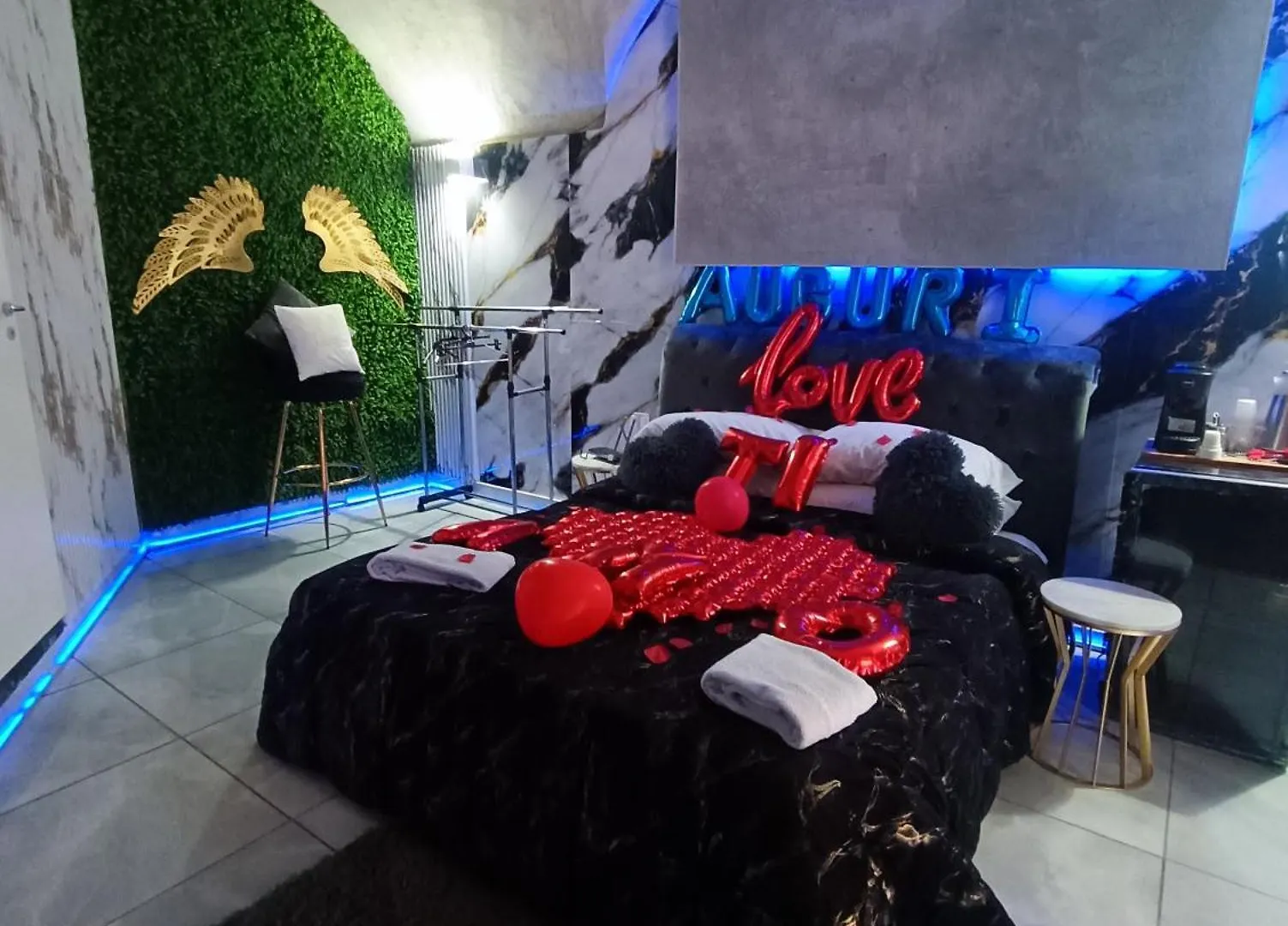 קטאניה Lavica Luxury Suites